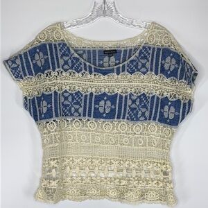 Rebecca Elliot Cream & Blue Crochet Short Sleeve Top Size S/M